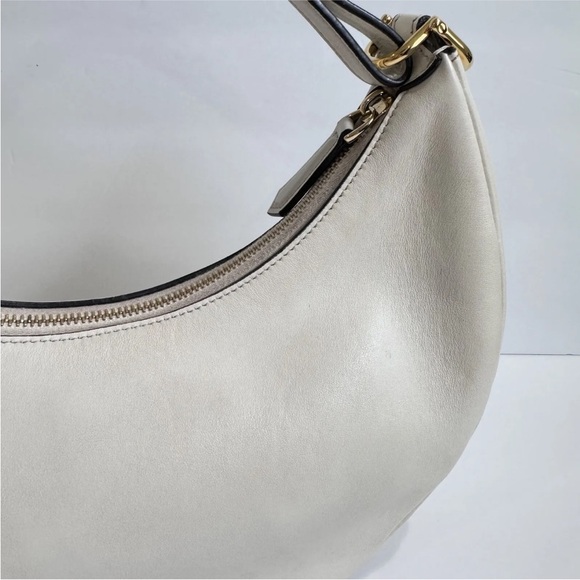 Fendi Fendigraphy Small White Leather Hobo Shoulder Bag Gold Hardware Full Set - Picture 3 of 16